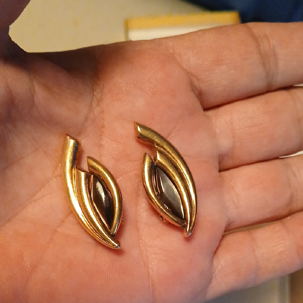 Vintage MOP Earrings